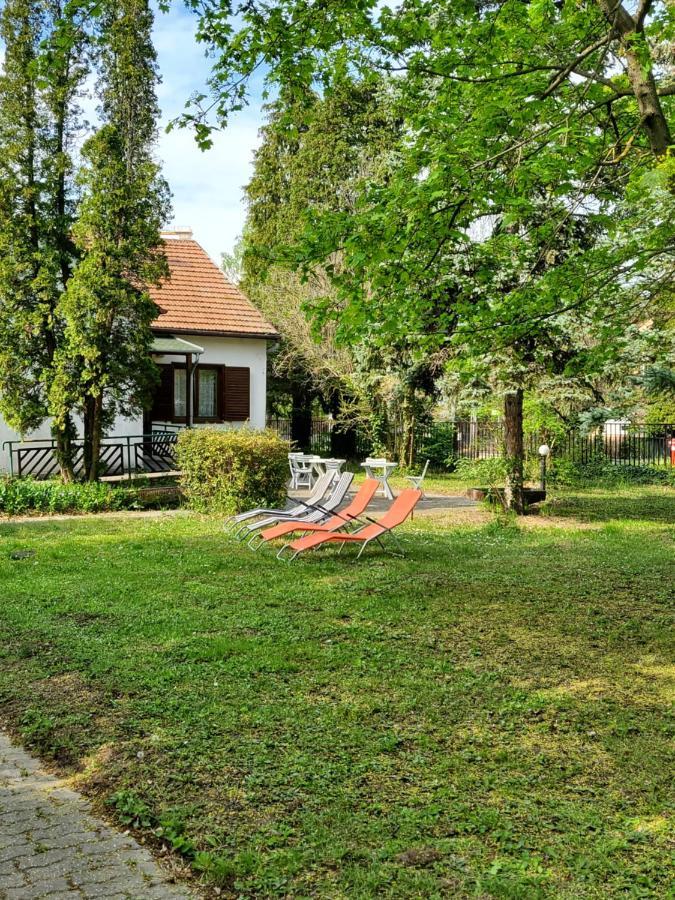 Liget Ueduelo Siofok B&B 외부 사진