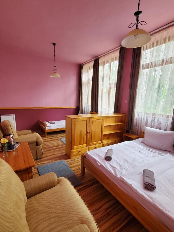 Liget Ueduelo Siofok B&B 외부 사진