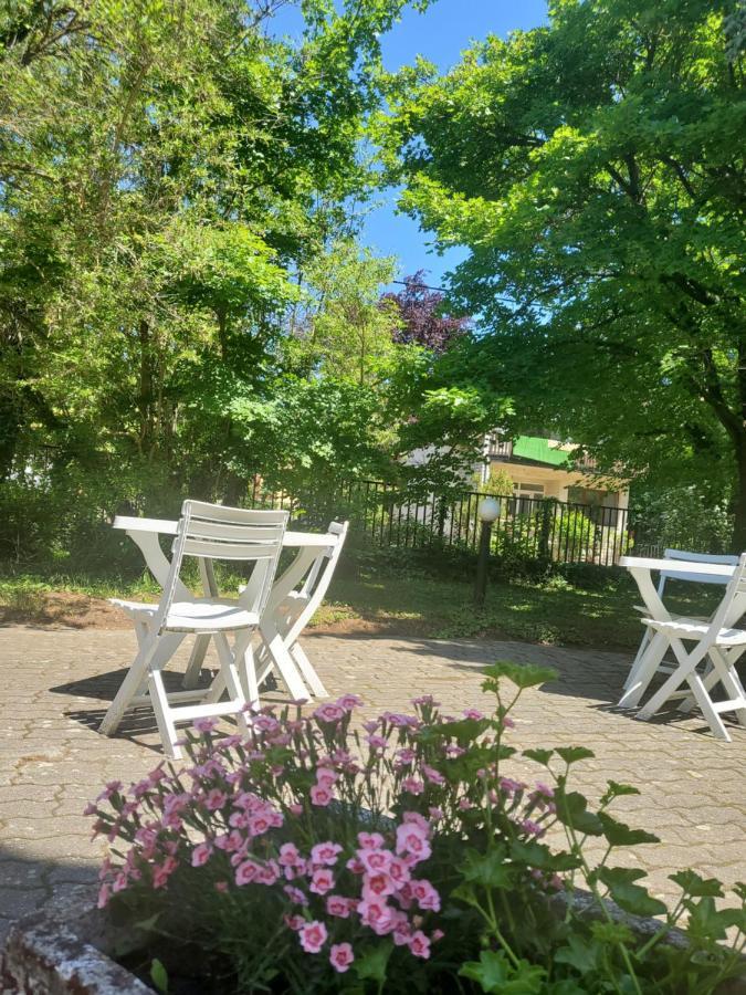 Liget Ueduelo Siofok B&B 외부 사진